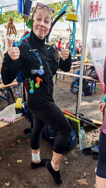 Drachenbootrennen Mülheim - Taucherin aus dem Team UDF aus Witten